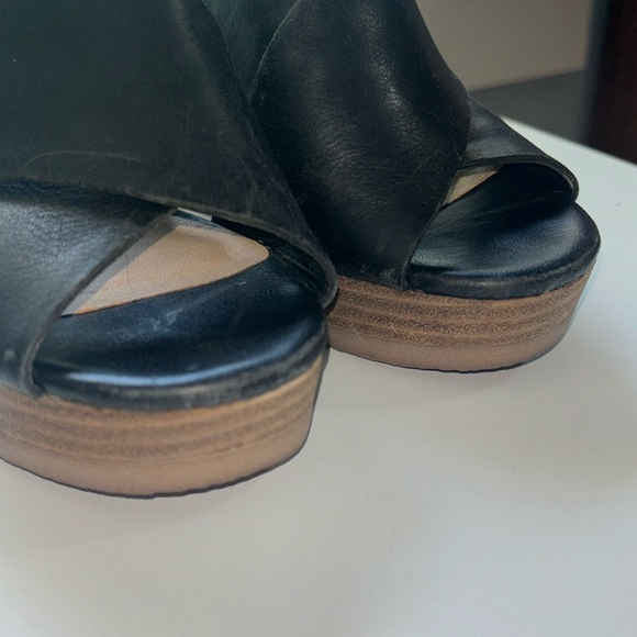 LUCKY BRAND OPEN TOE HEEL - Picture 2 of 10